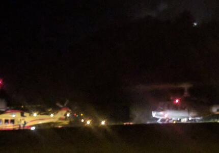 Elicottero militare recupera in notturna 2 alpinisti