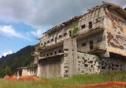  Demolita la colonia di Passo Cereda