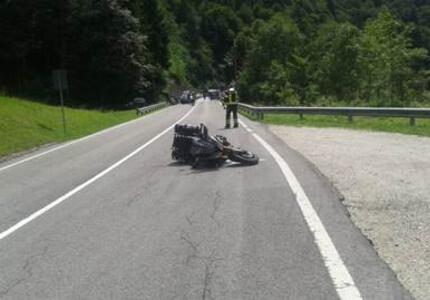 Incidente mortale di un motociclista bresciano sullo Schener