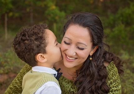 Ritratto di una madre a Parole Sospese