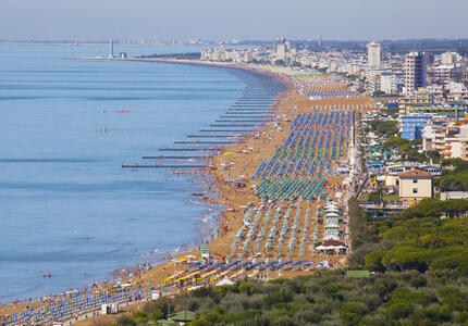 Jesolo in arrivo la spiagga riscaldata per prendere il sole d’inverno